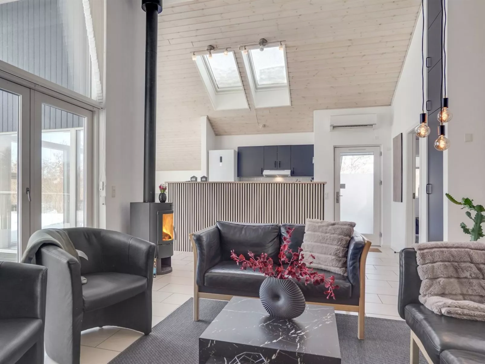 "Asel" - 4km from the sea-Binnen