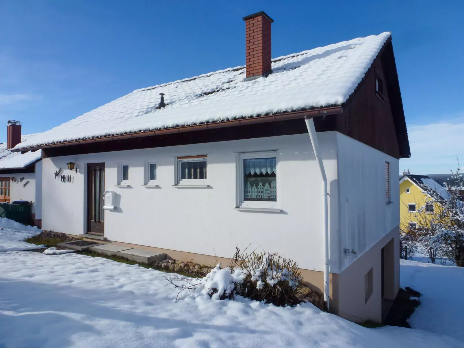 Uhu-Buiten