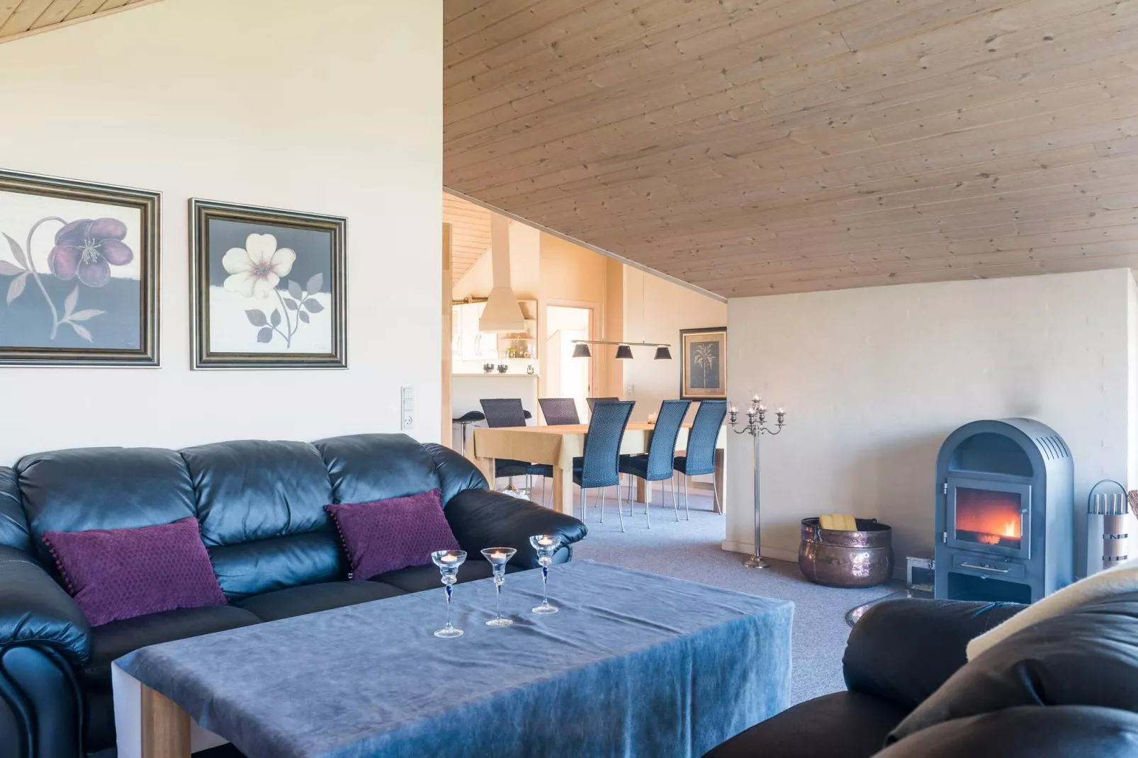Rustieke Cottage met Spa and Sauna-By Traum-Binnen
