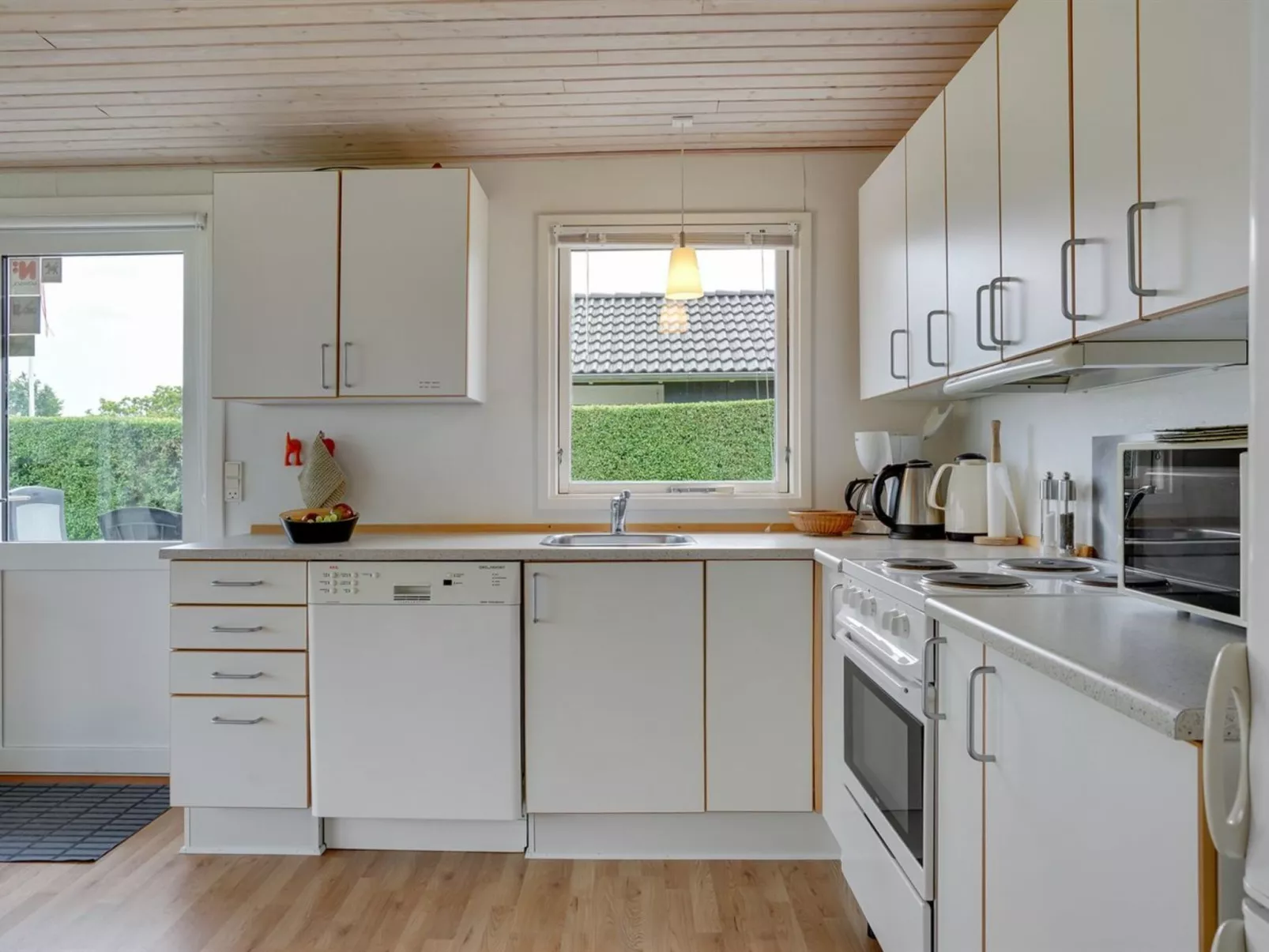 "Blesse" - 250m from the sea-Binnen