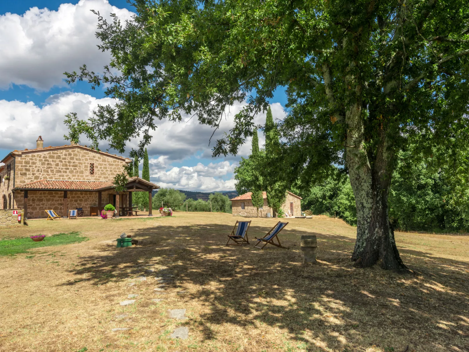 Casale Poggio Lupinaio-Buiten