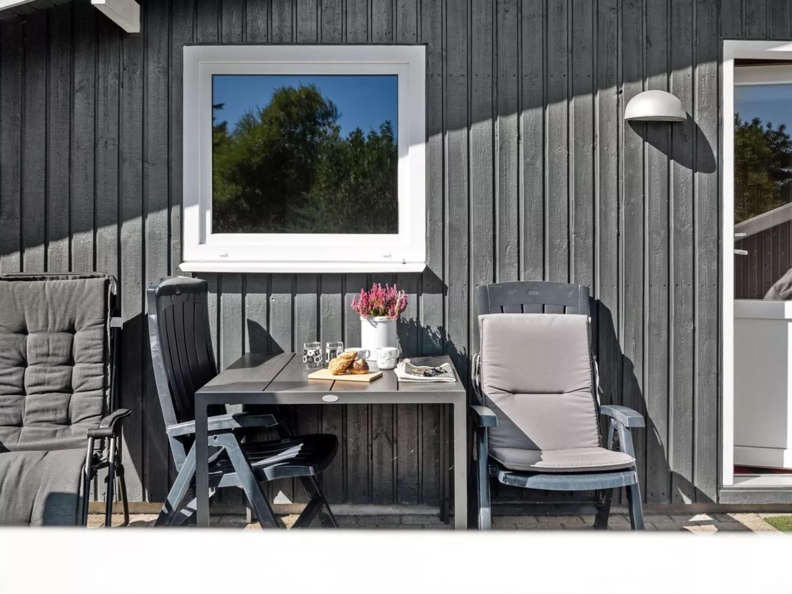 "Hylleborg" - 400m from the sea-Buiten