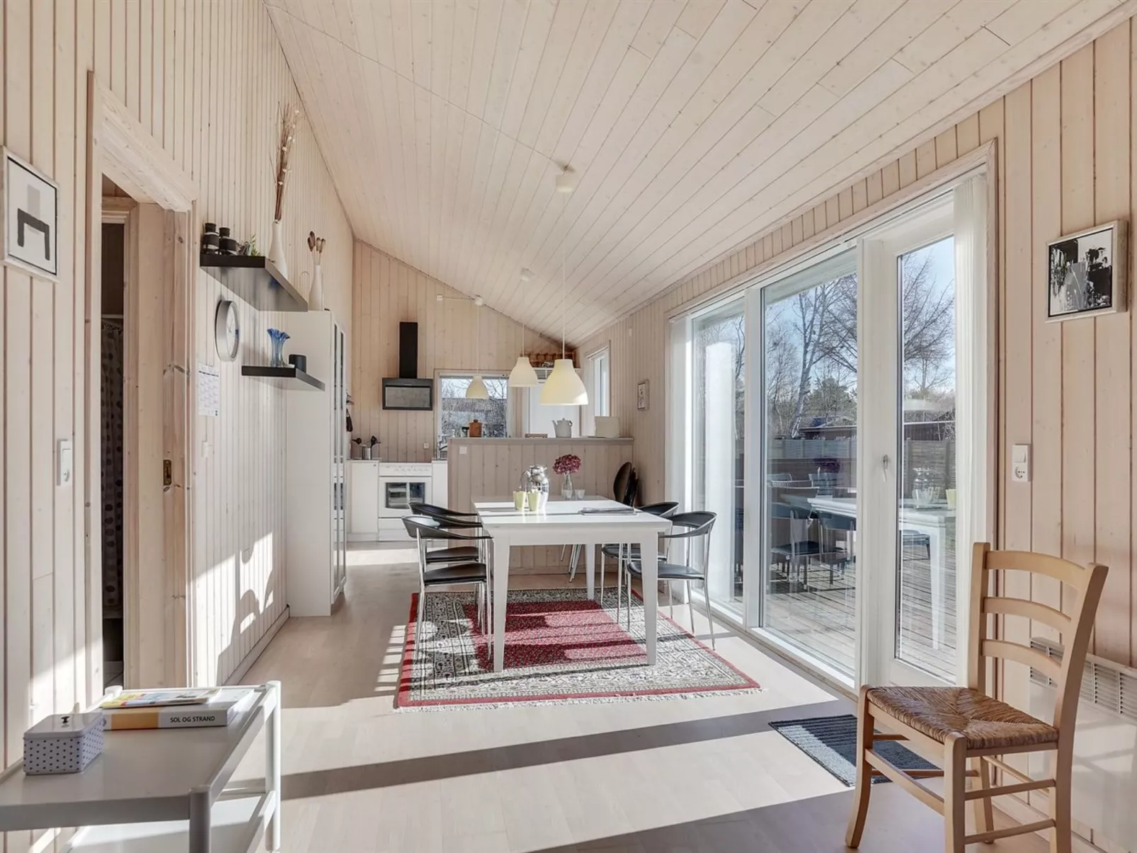 "Jil" - 750m from the sea