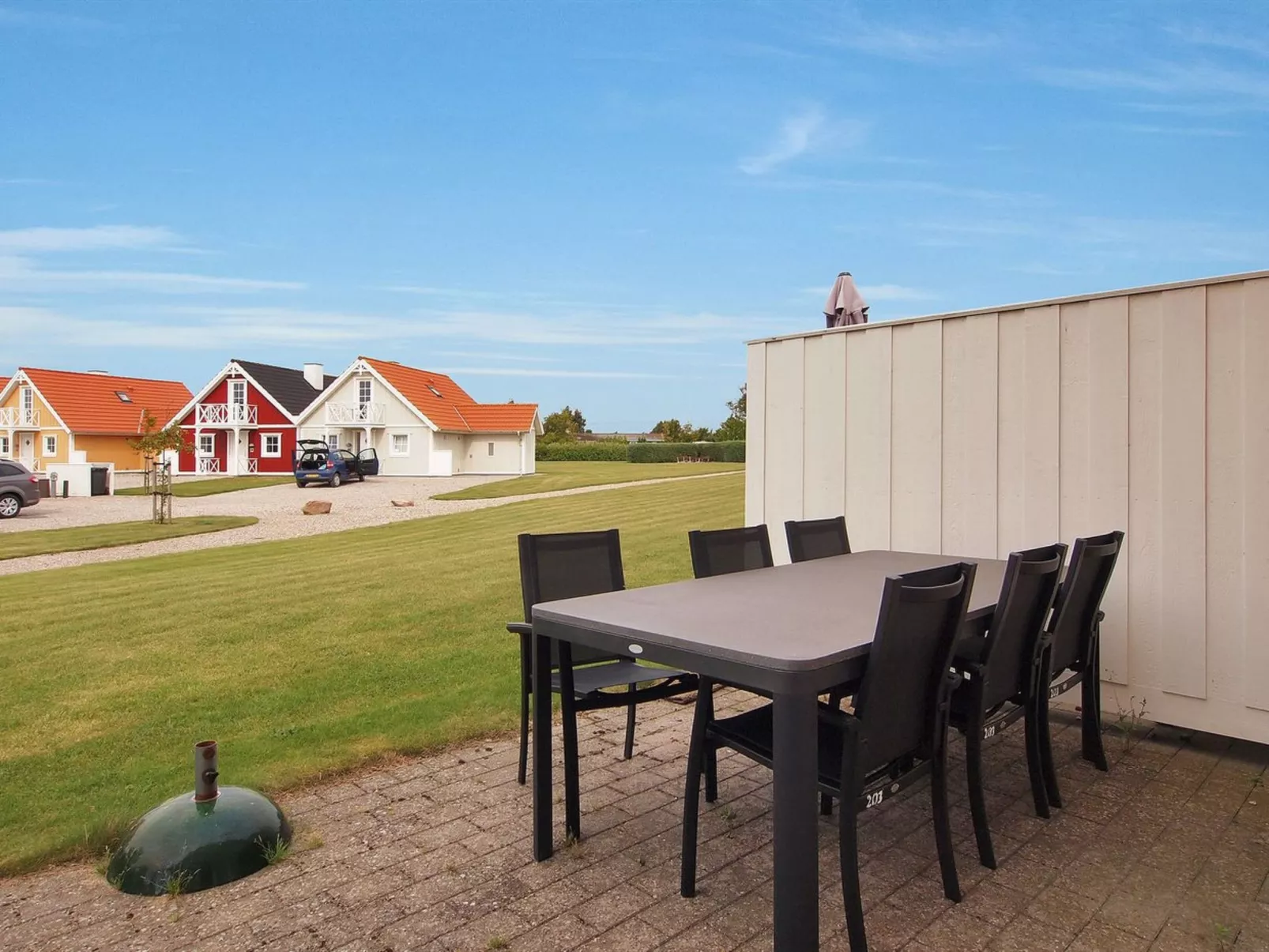 "Matleena" - 200m from the sea-Binnen