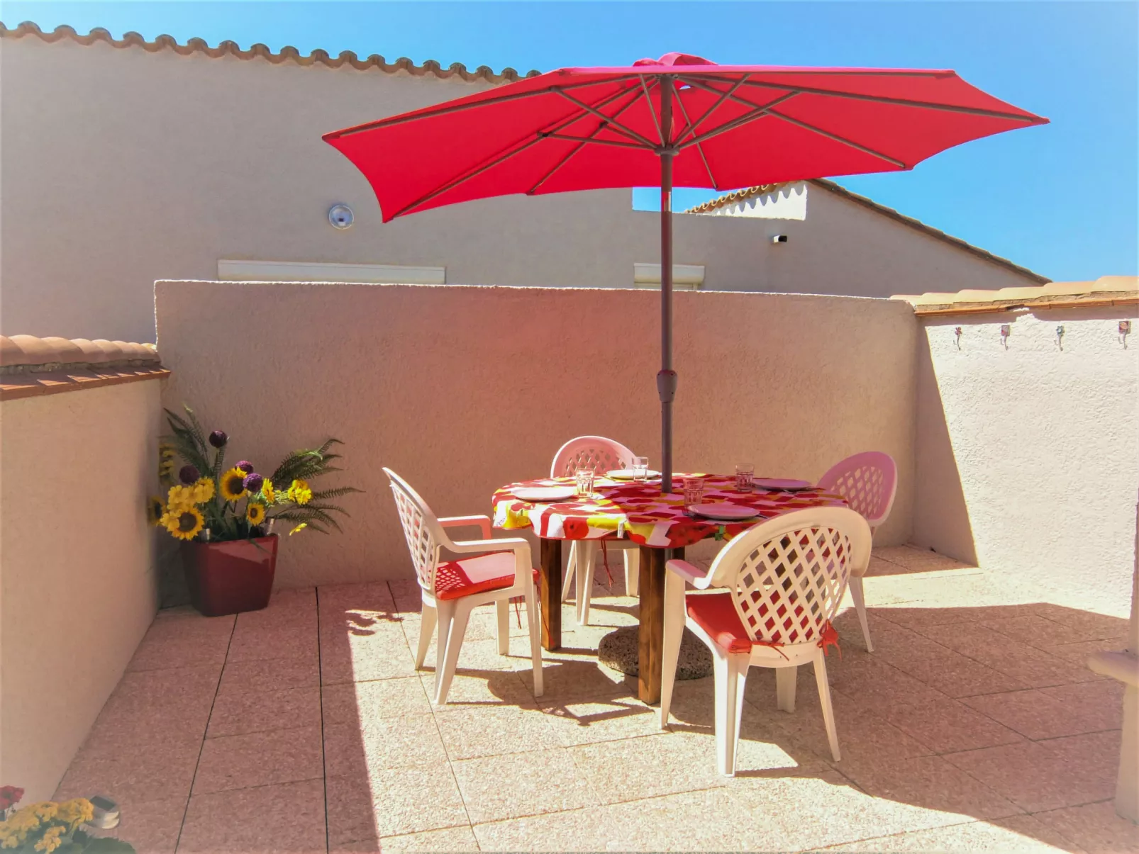 Le Clos de St Cyprien-Binnen