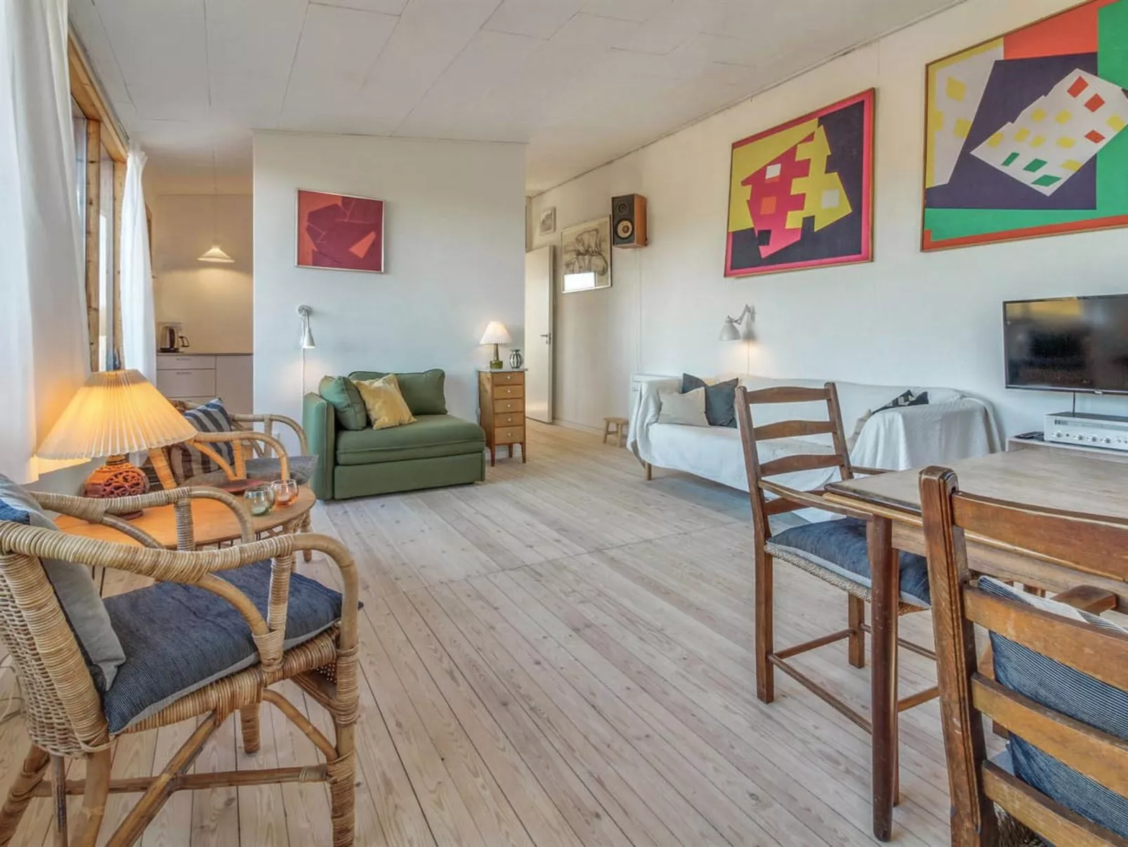 "Jules" - 300m from the sea
