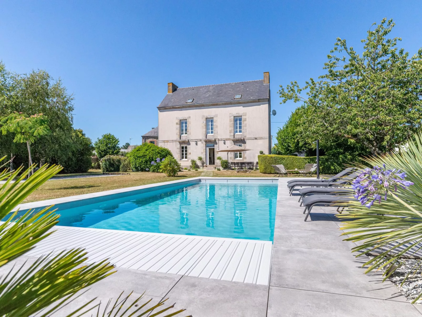 La Maison des Frères (villa + annexe)