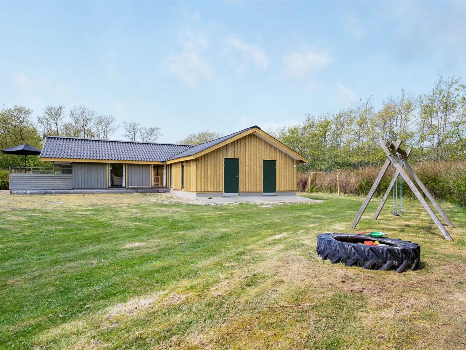 "Arona" - 1.5km from the sea-Buiten