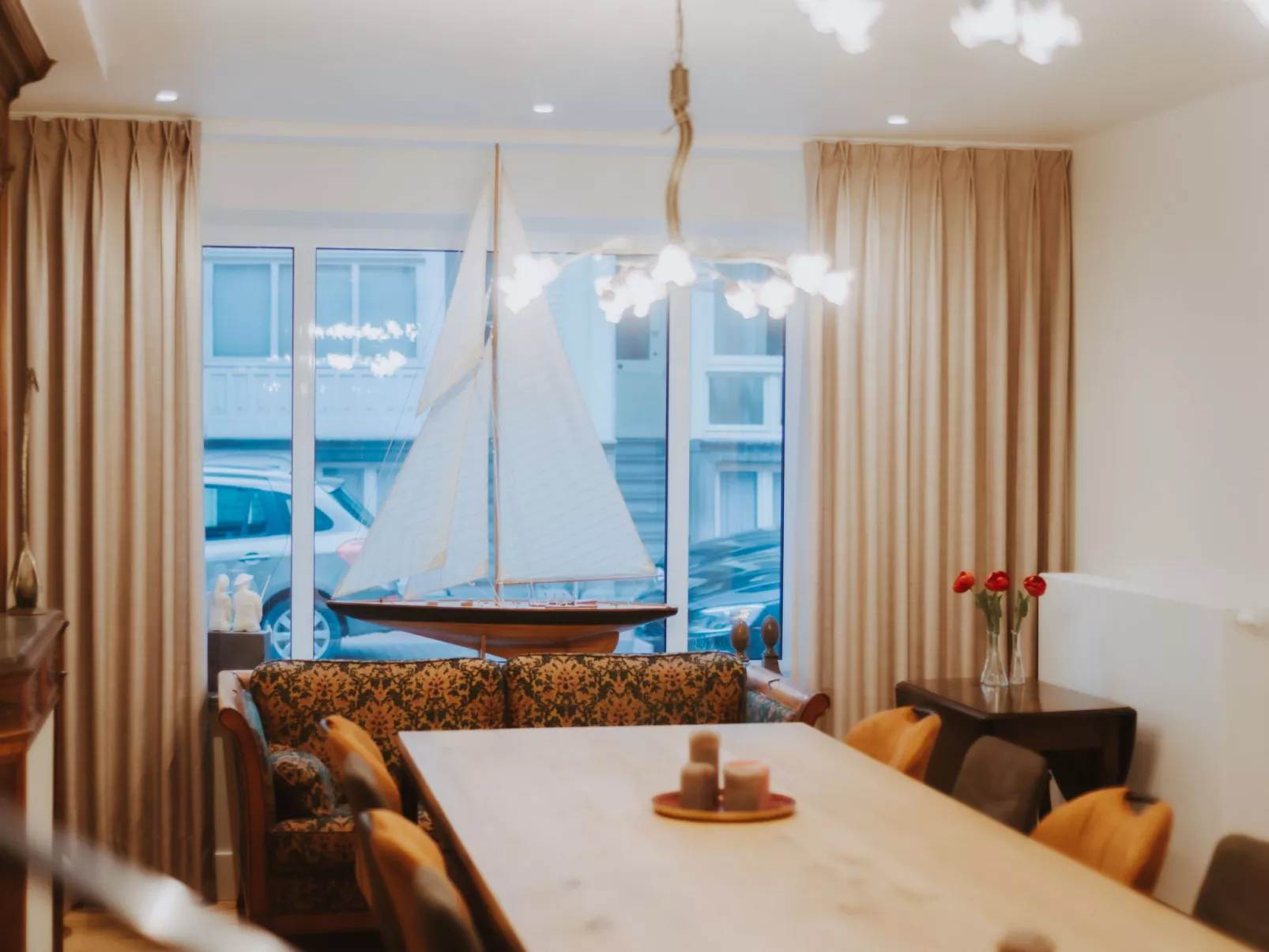 Historical and spacious "Villa Anaïs"-Binnen