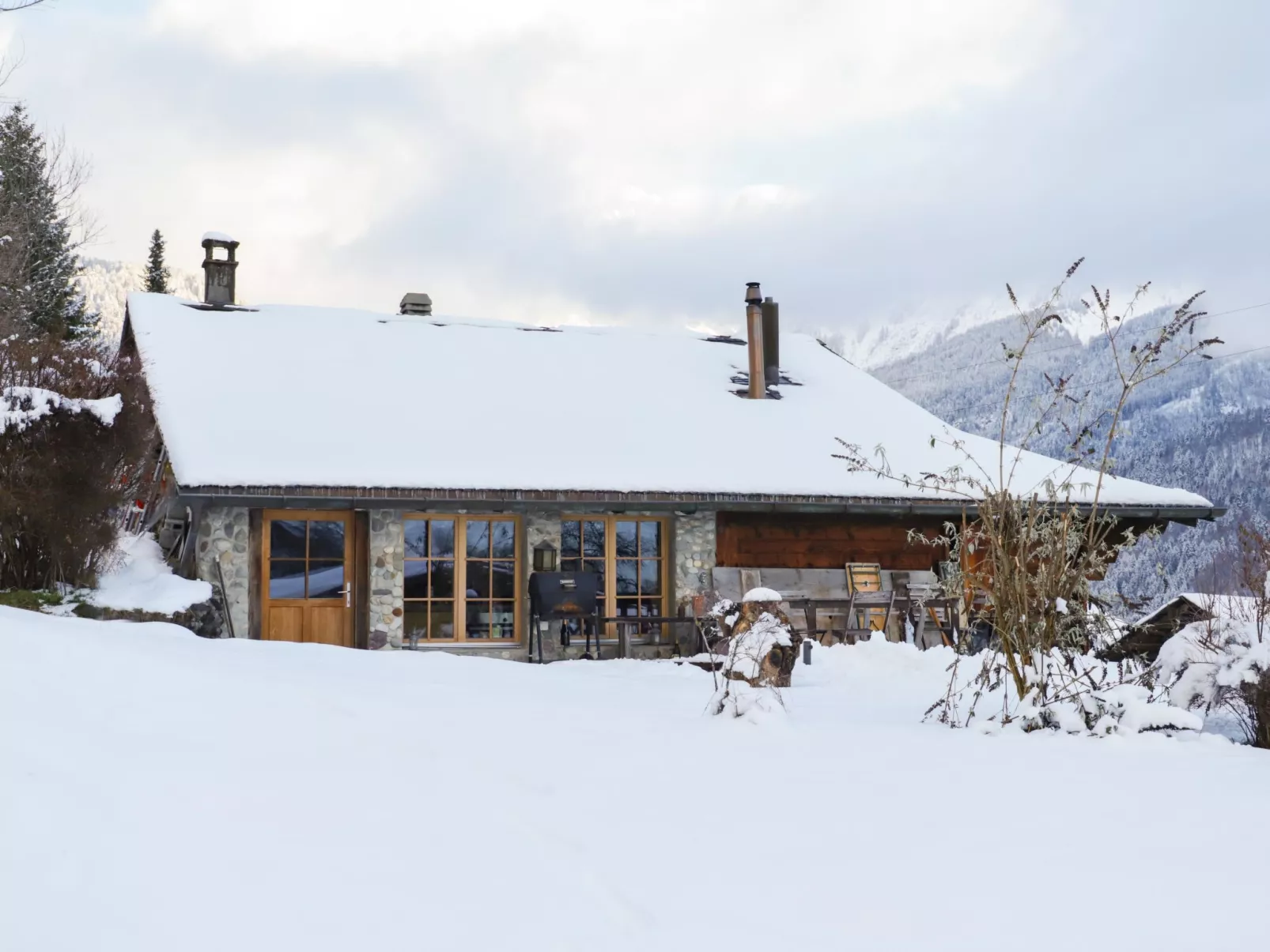 Chalet Pierre Fleur-Buiten