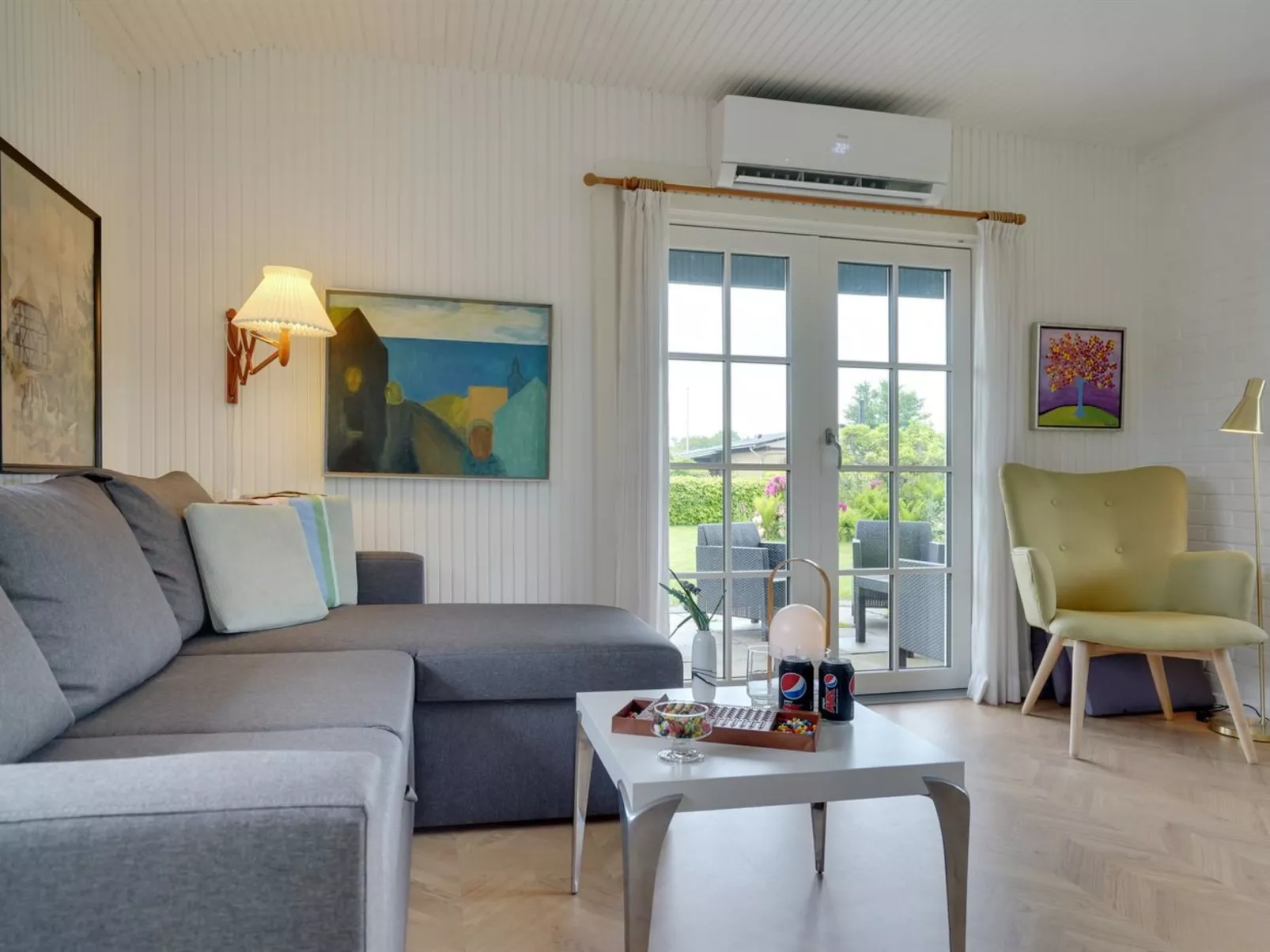 "Thomas" - 120m from the sea-Buiten