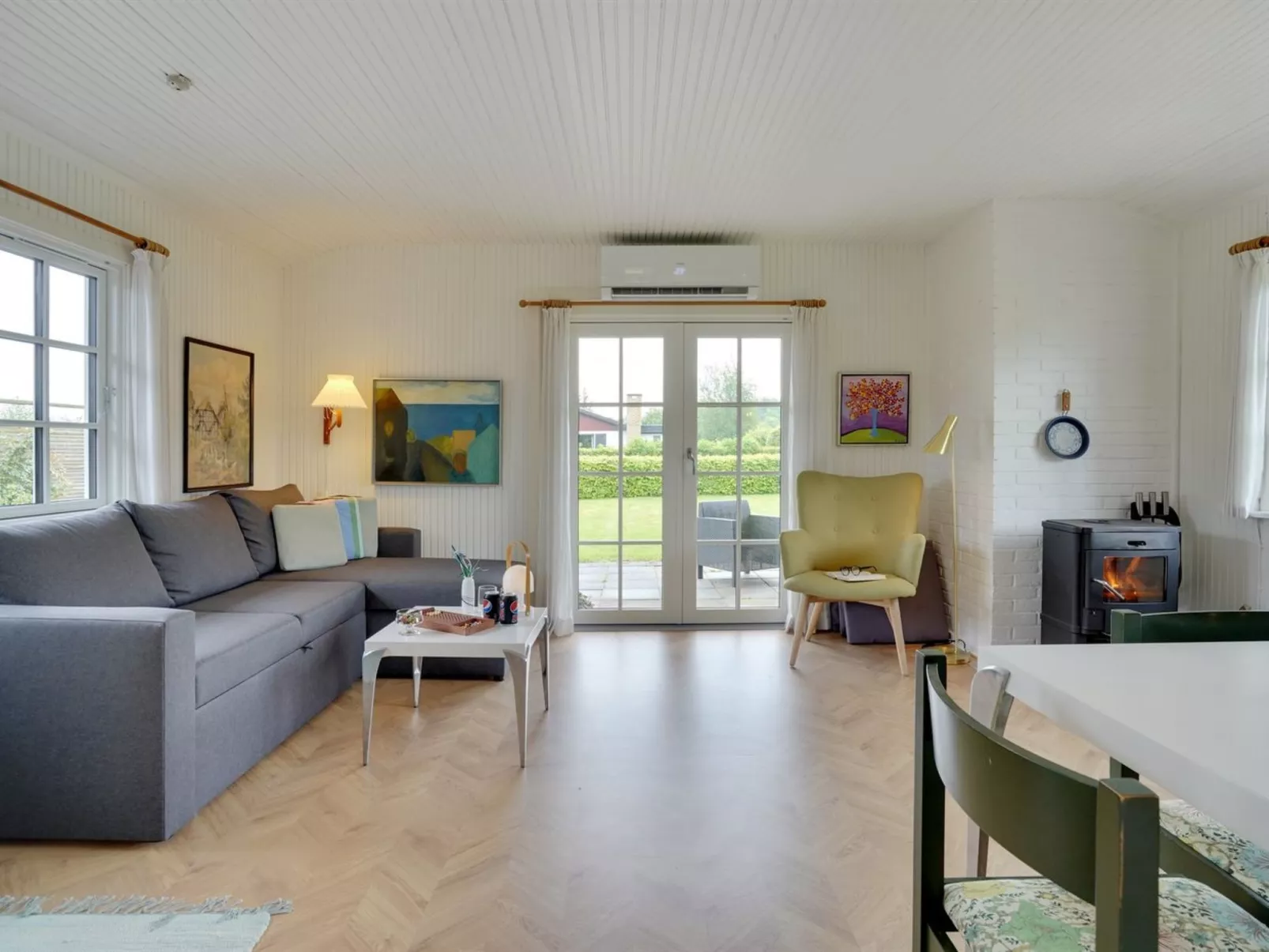 "Thomas" - 120m from the sea-Buiten