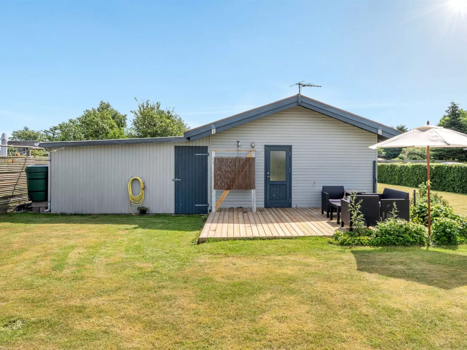 "Thomas" - 120m from the sea-Buiten