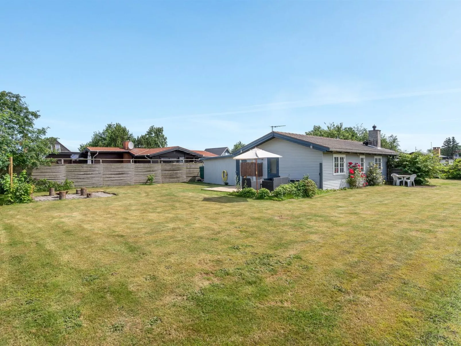 "Thomas" - 120m from the sea-Buiten