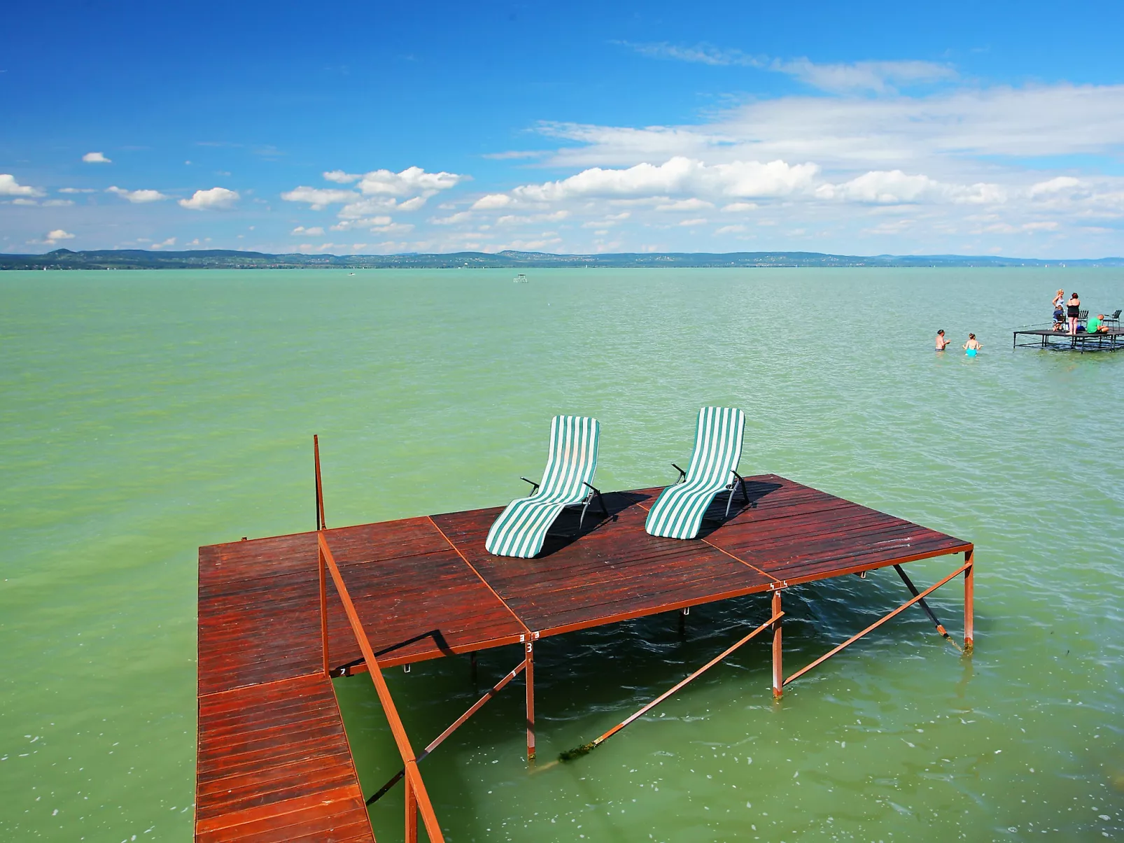 Lakefront 1-Buiten