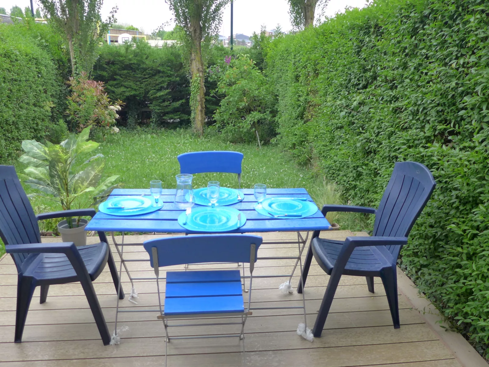 Le Garden-Buiten