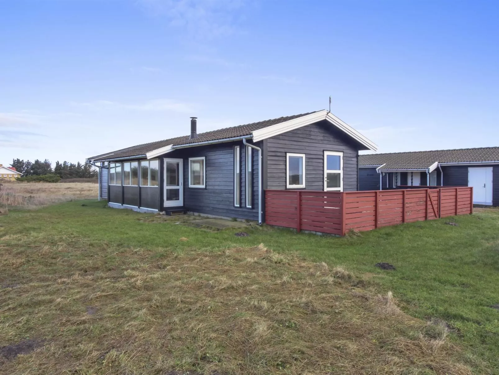 "Viveka" - 500m from the sea-Binnen