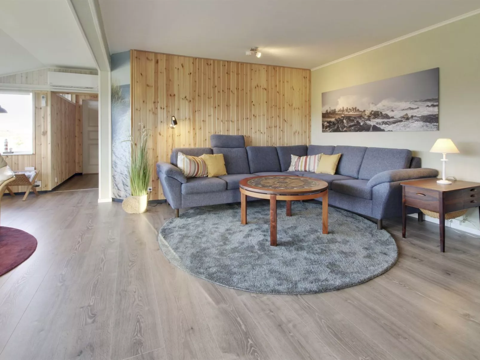 "Viveka" - 500m from the sea
