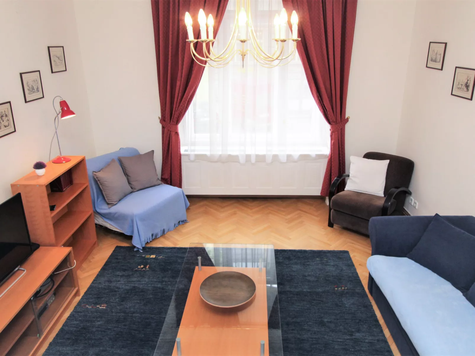 Manes Residence-Binnen