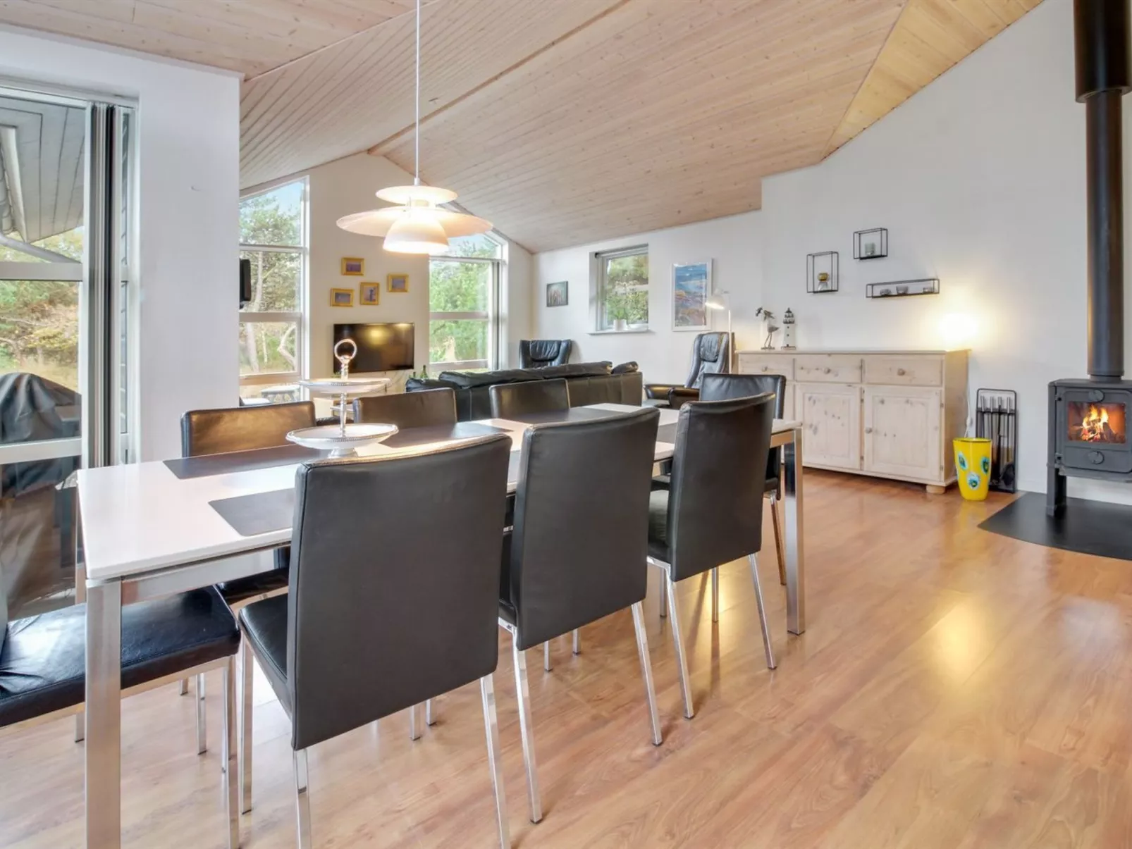 "Nauka" - 2.3km from the sea-Binnen
