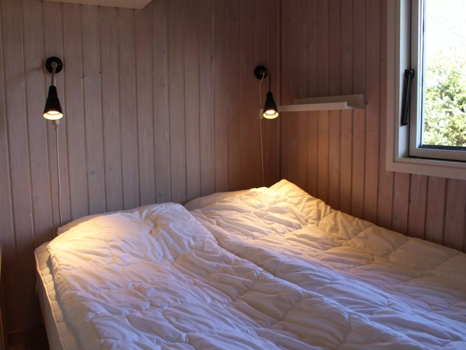 "Elly" - 1km from the sea-Binnen