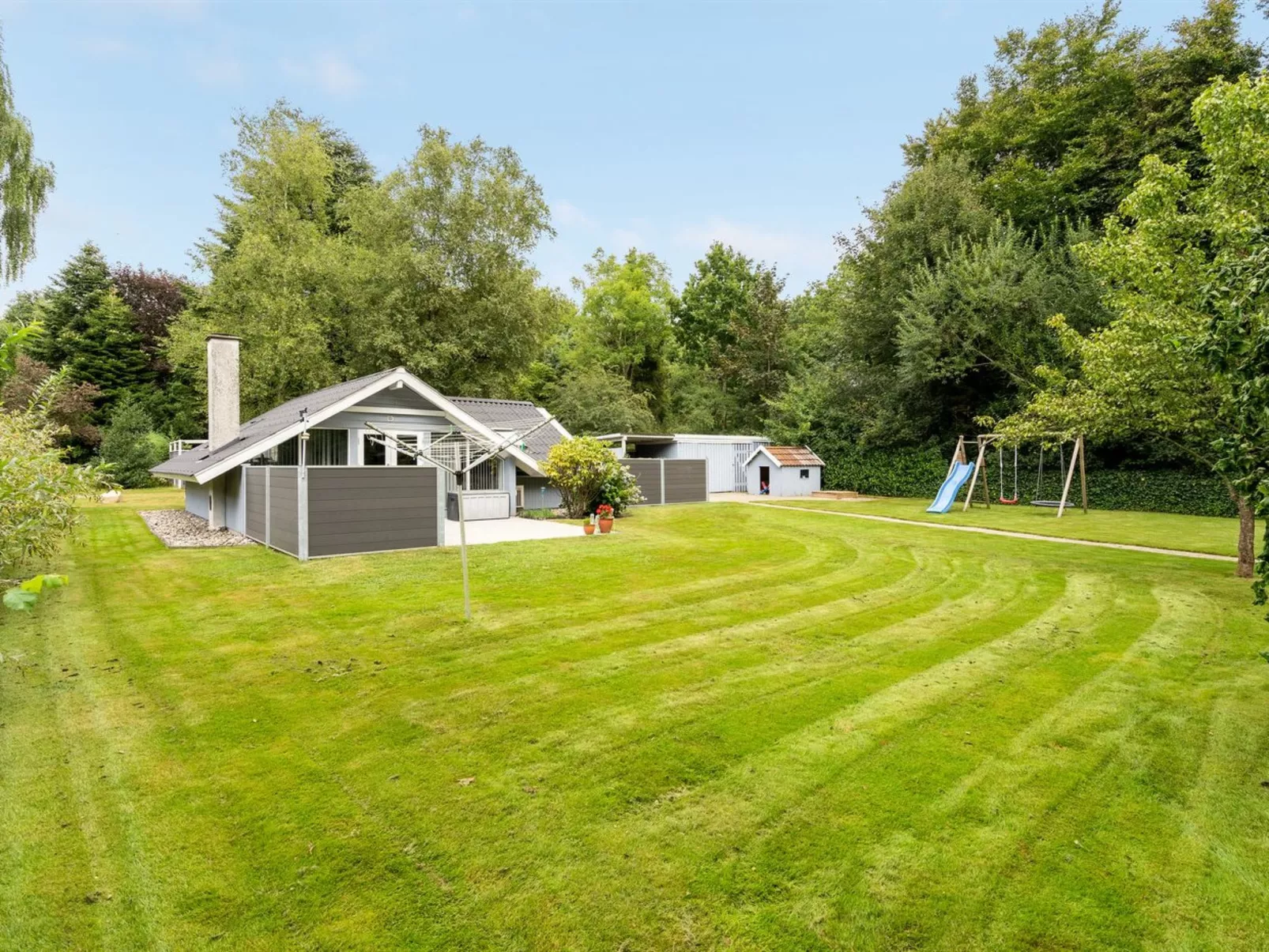 "Liljana" - 30km from the sea-Buiten