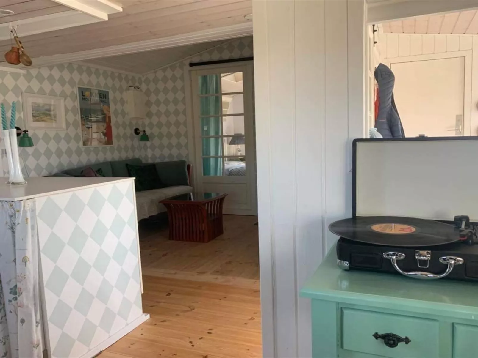 "Aruna" - 200m from the sea-Binnen