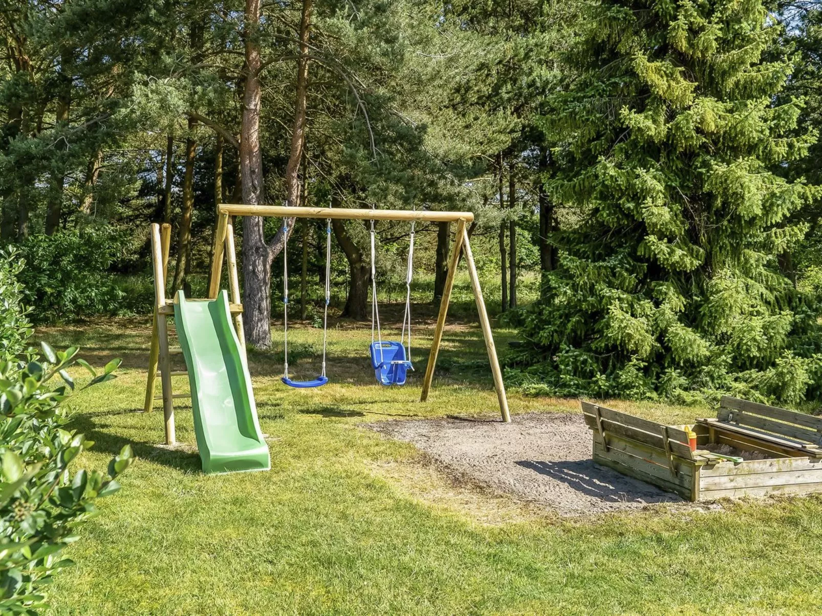 "Coco" - 200m from the sea-Buiten