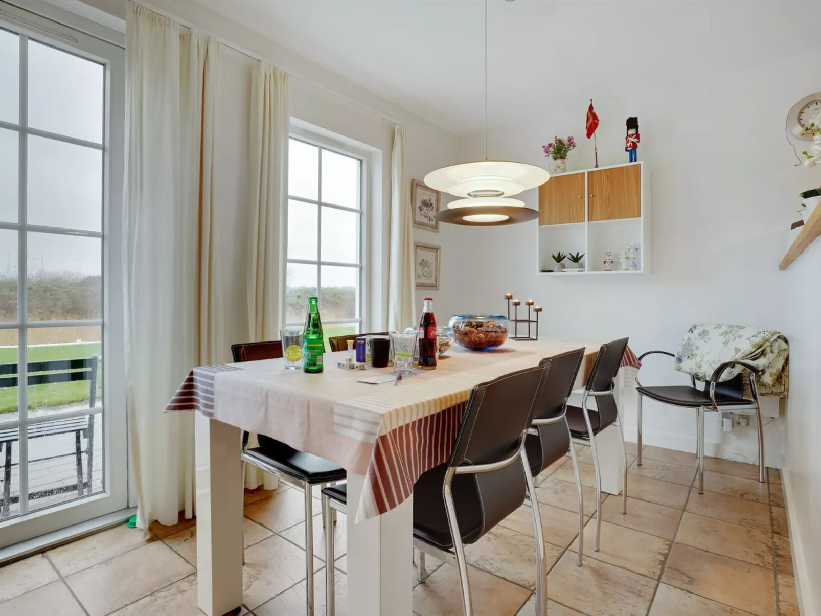 "Manola" - 300m from the sea-Binnen