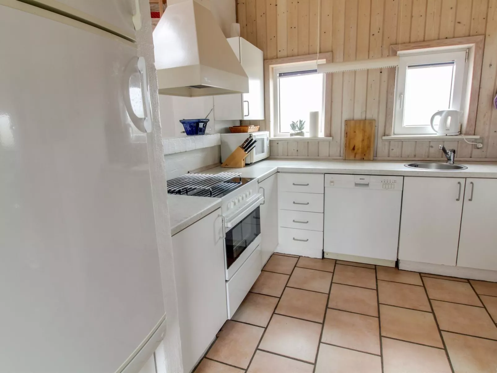 "Dennik" - 100m from the sea-Binnen
