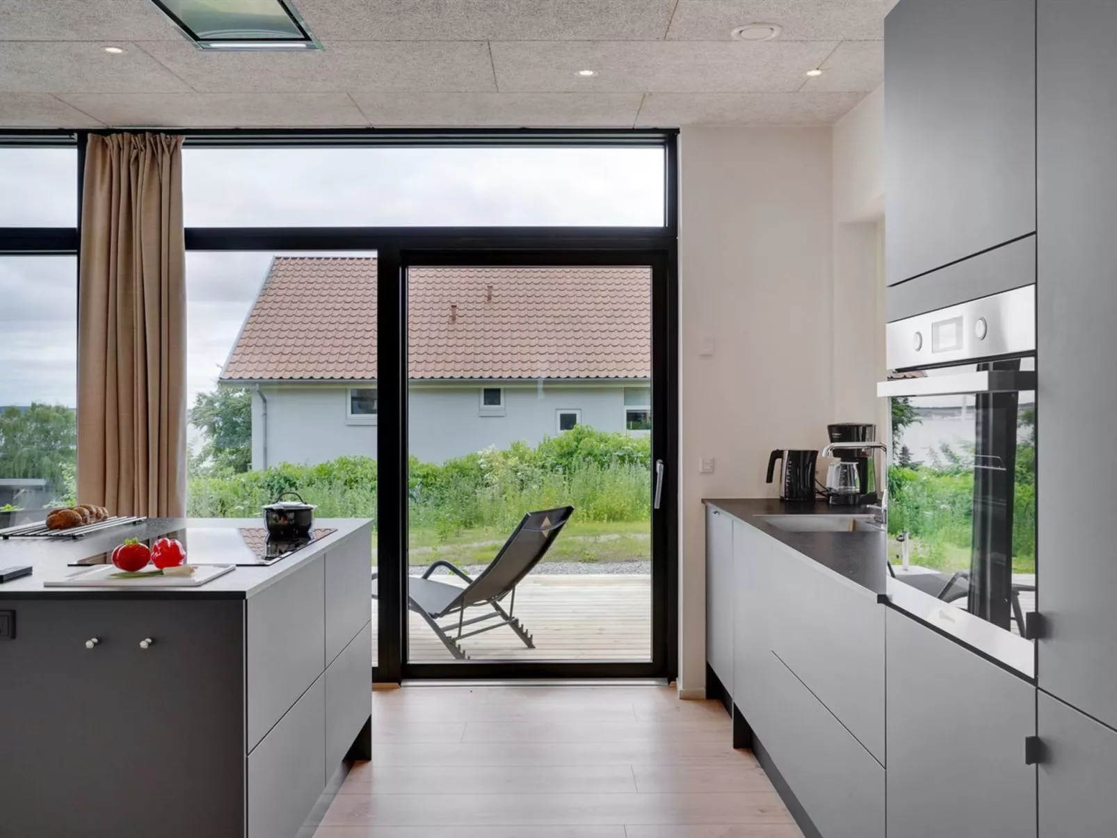 "Ahmik" - 200m from the sea-Binnen