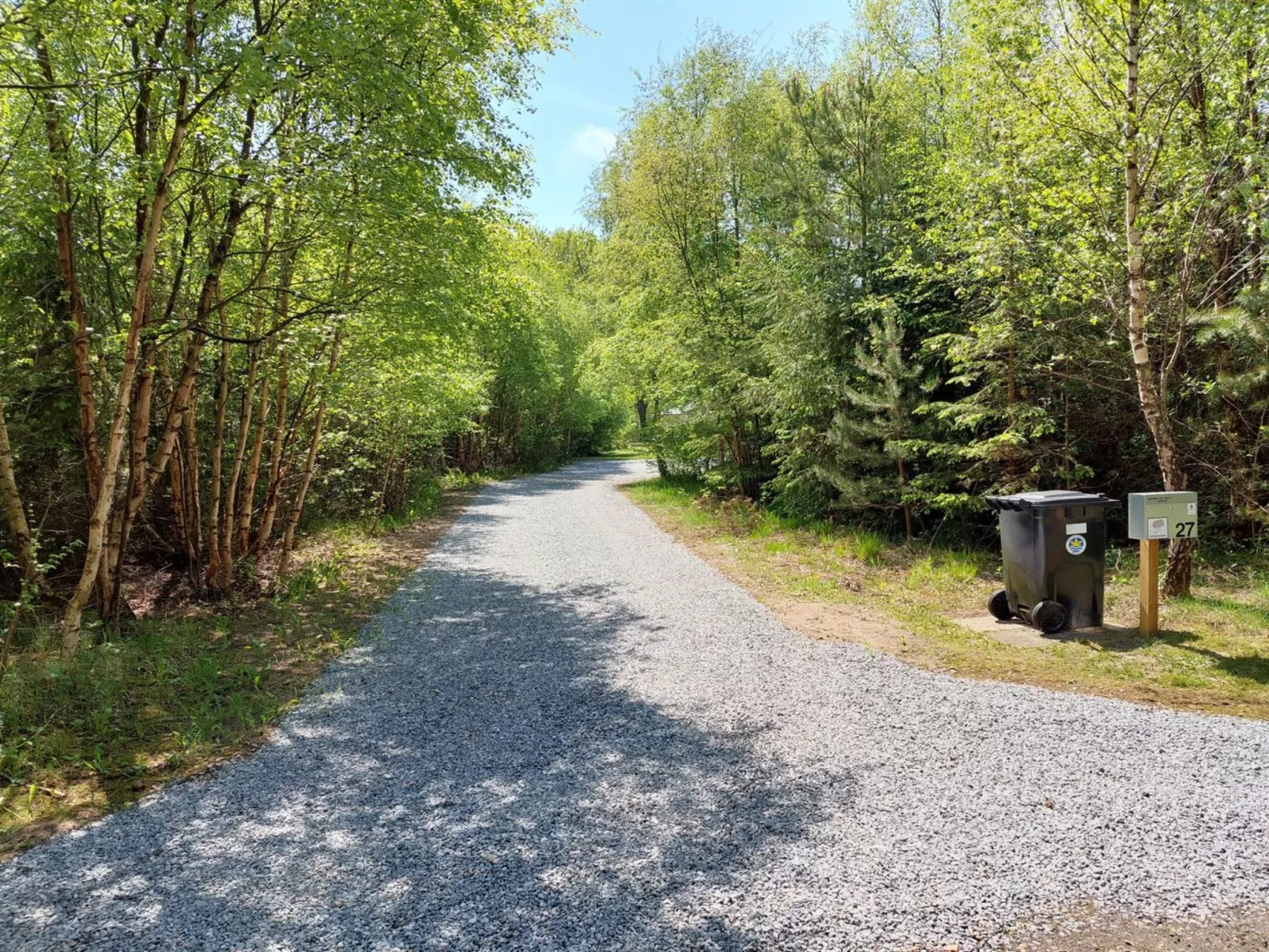 "Stak" - 1.9km from the sea