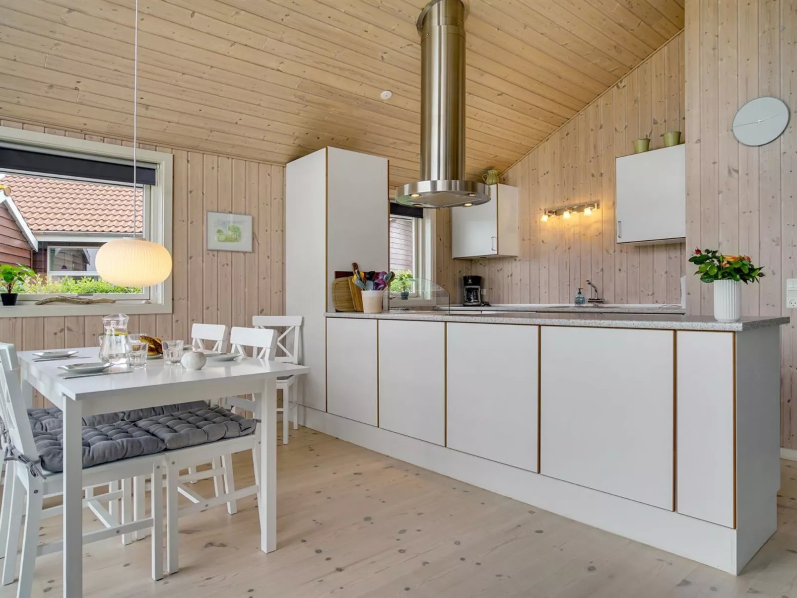 "Yalene" - 1.2km from the sea-Binnen