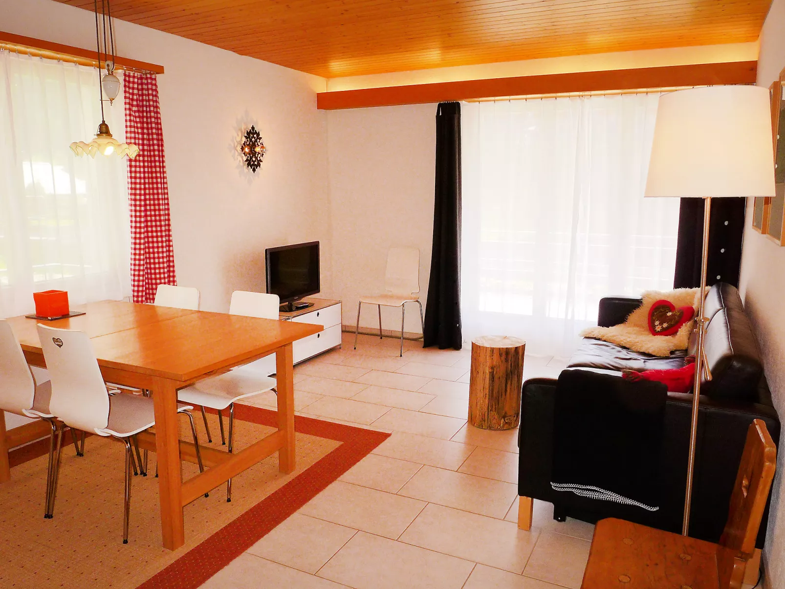 Chalet Almis-Bödeli-Binnen