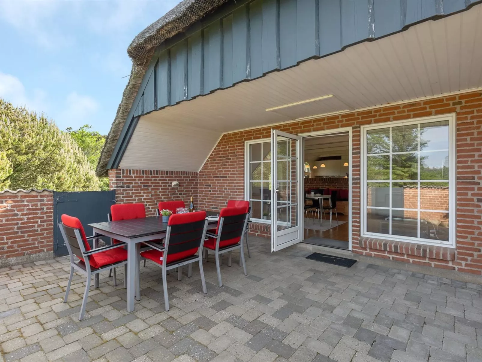"Pasi" - 1.2km from the sea-Buiten