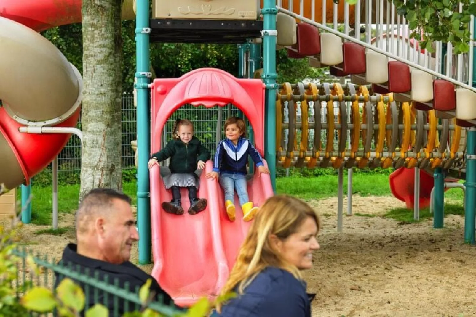 Holiday park Tulp & Zee, Noordwijk aan Zee-Bungalow 6 Personen-Tuinen zomer