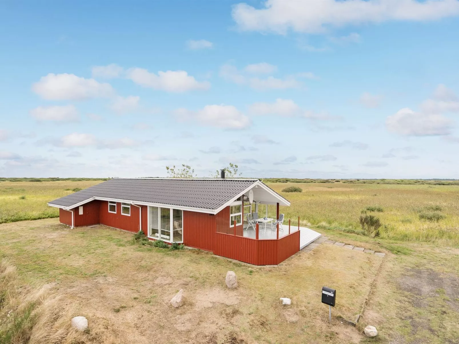 "Isulf" - 400m from the sea-Buiten