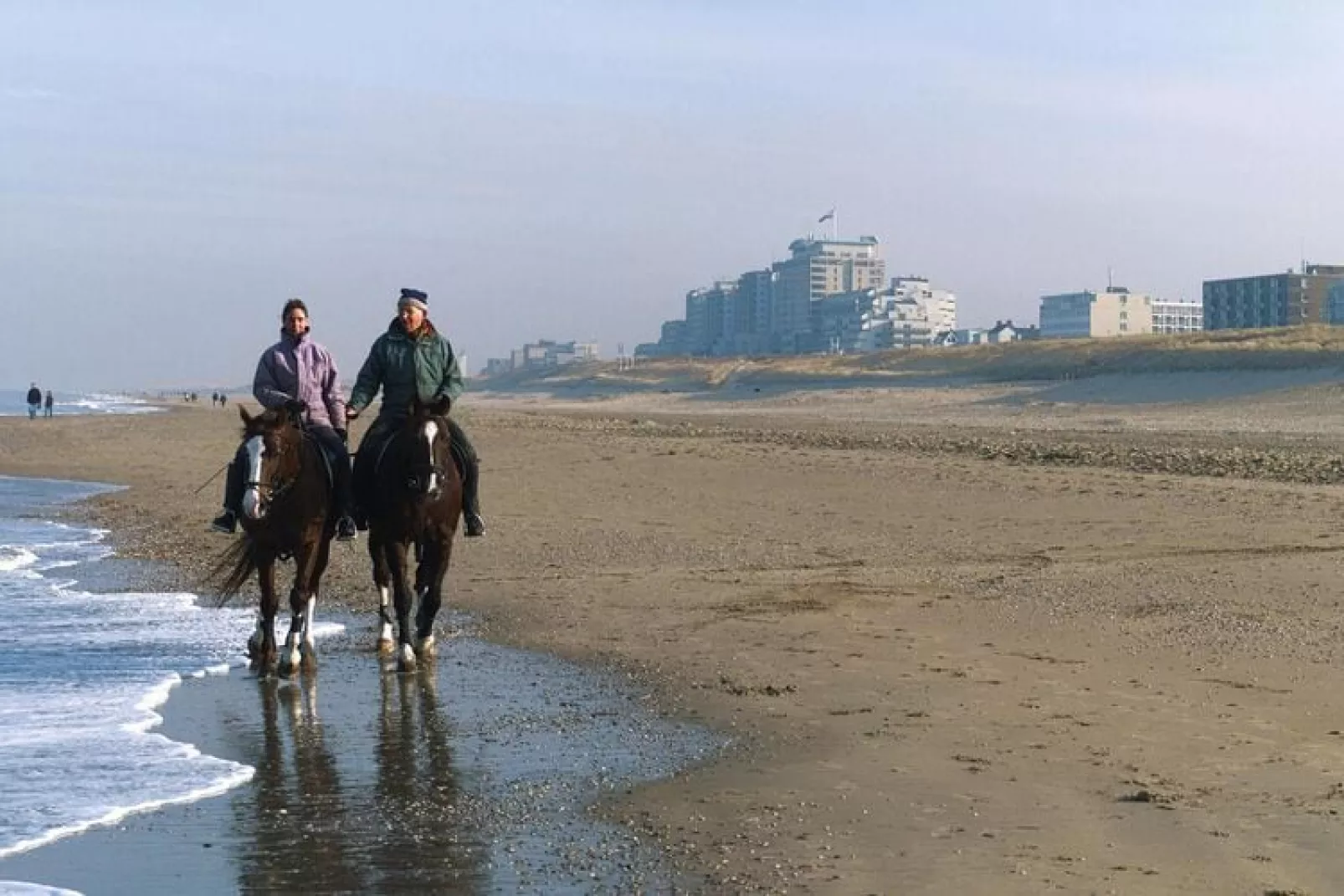 Holiday park Tulp & Zee, Noordwijk aan Zee-Bungalow 6 Personen-Waterzicht