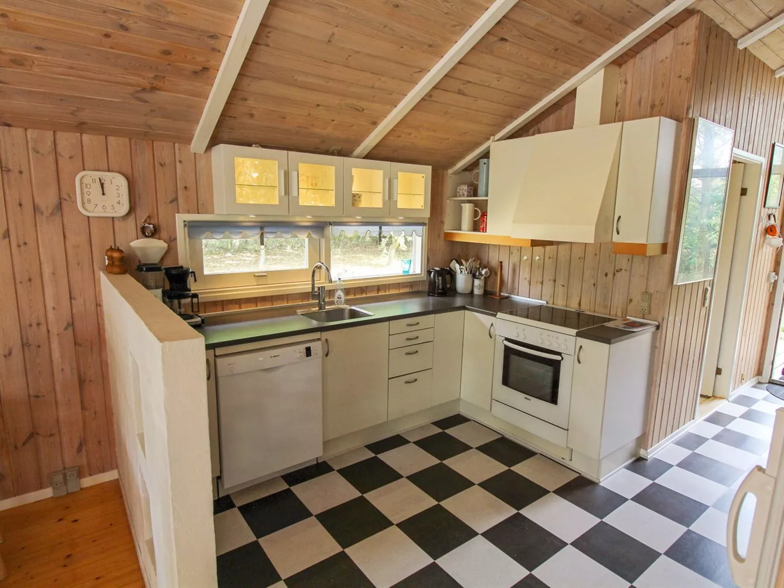 "Nakke" - 1.3km from the sea-Binnen