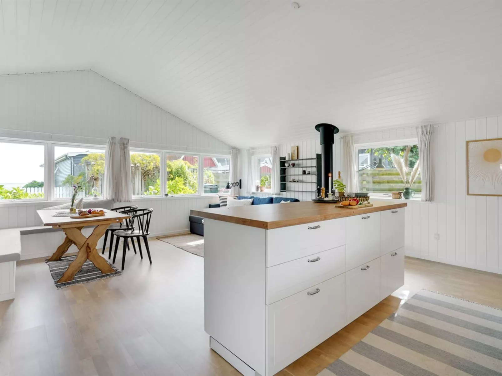 "Pedersen" - 50m from the sea-Binnen