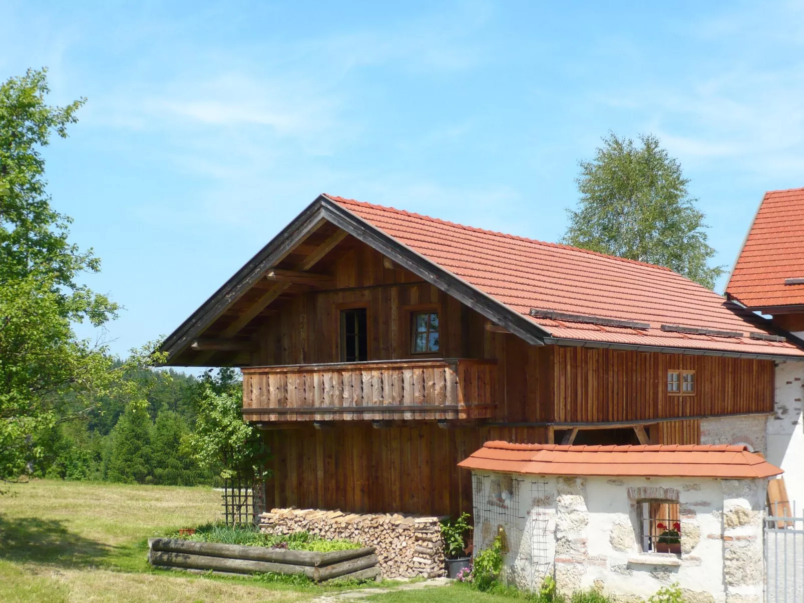 Lehner im Wald-Buiten