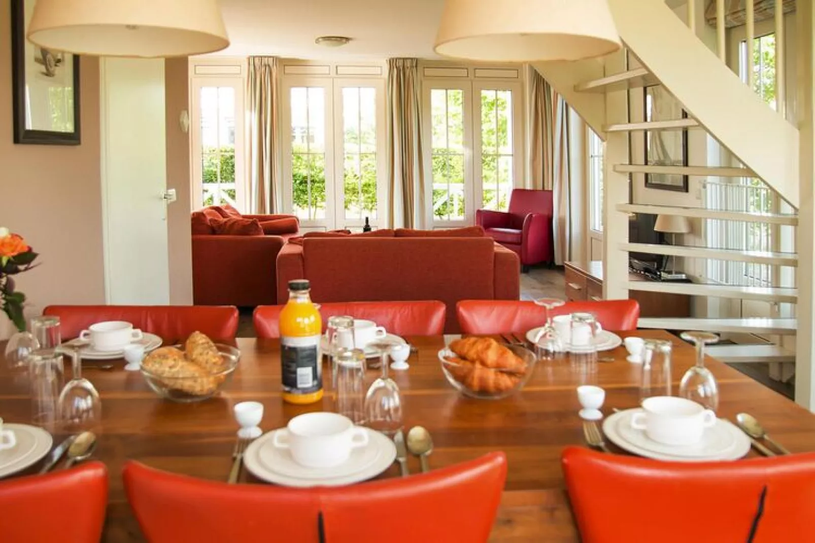 Holiday park Tulp & Zee, Noordwijk aan Zee-Bungalow 6 Personen-Eetkamer