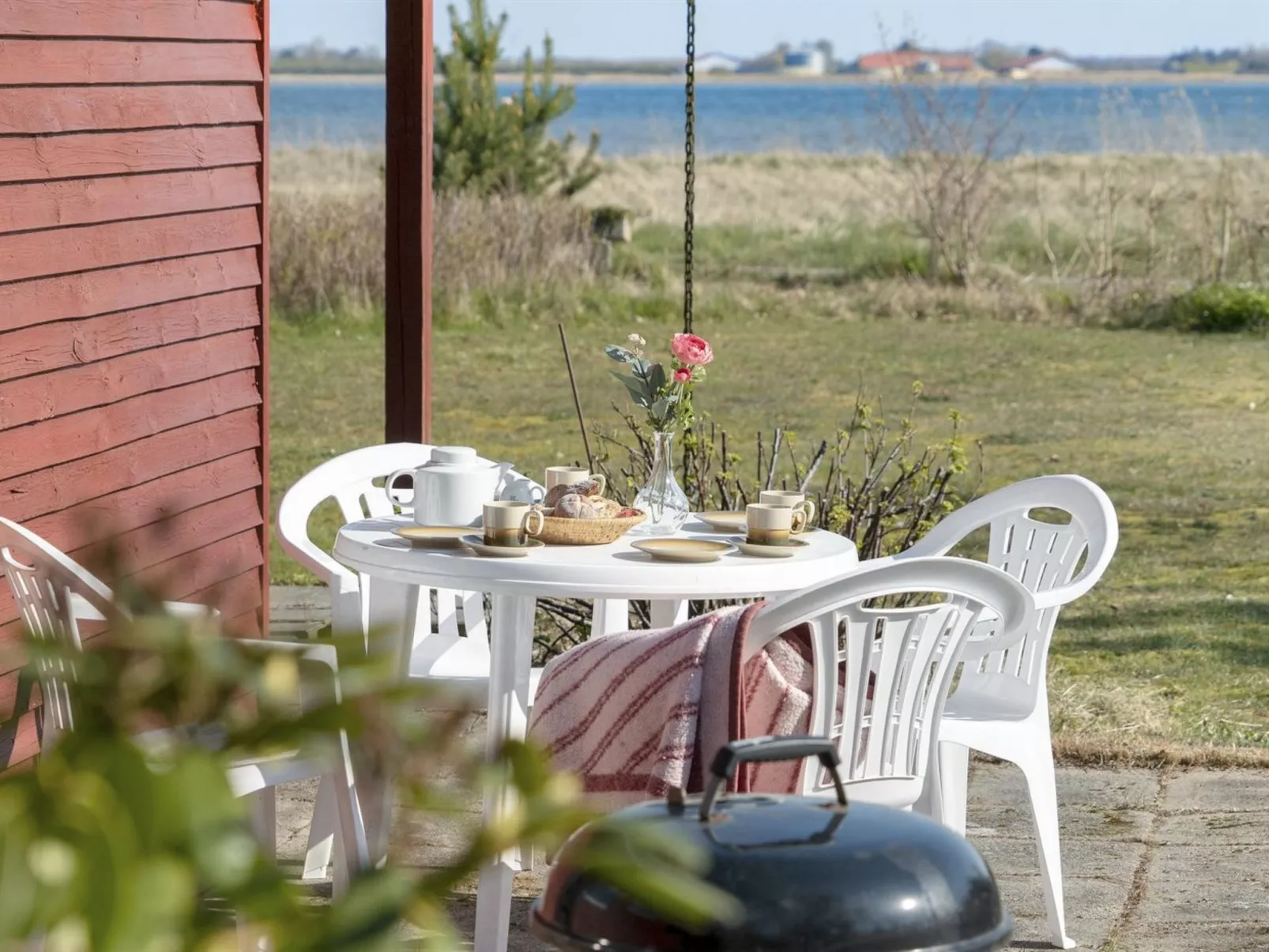 "Tayana" - 75m to the inlet-Buiten