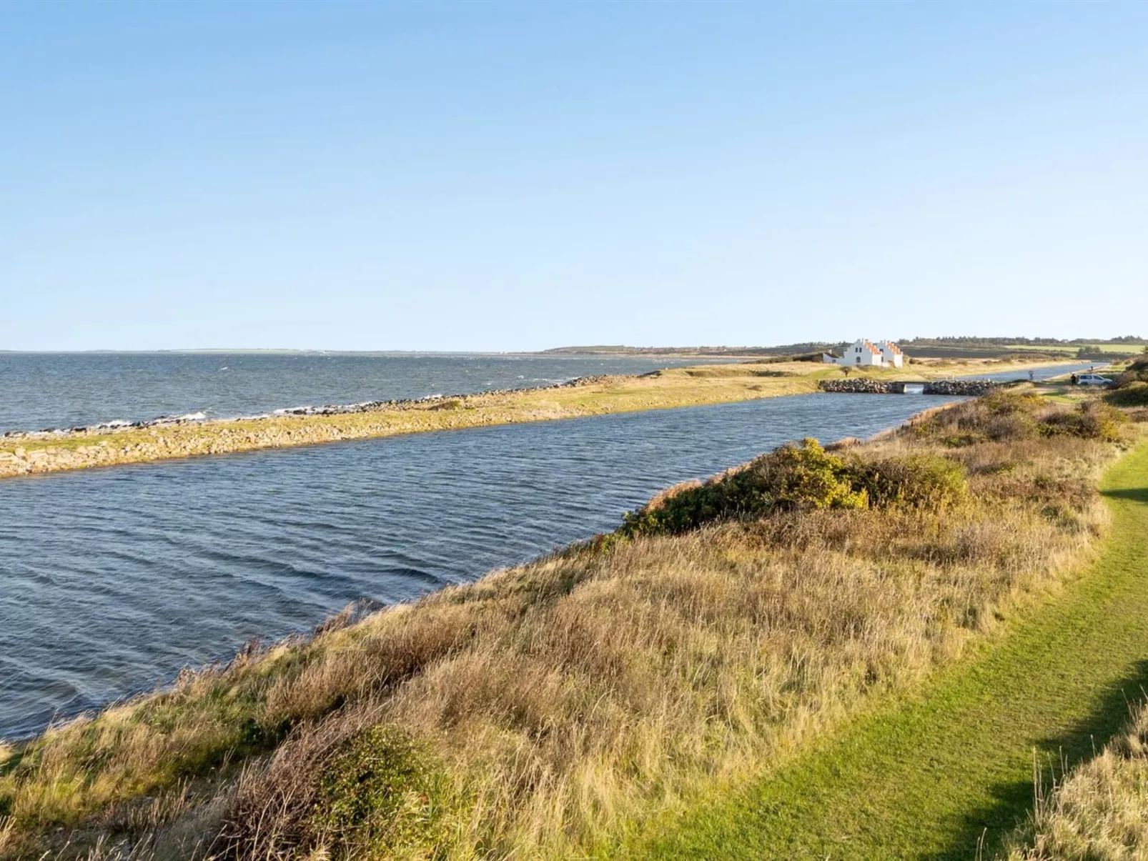 "Agrippa" - 30m to the inlet-Binnen