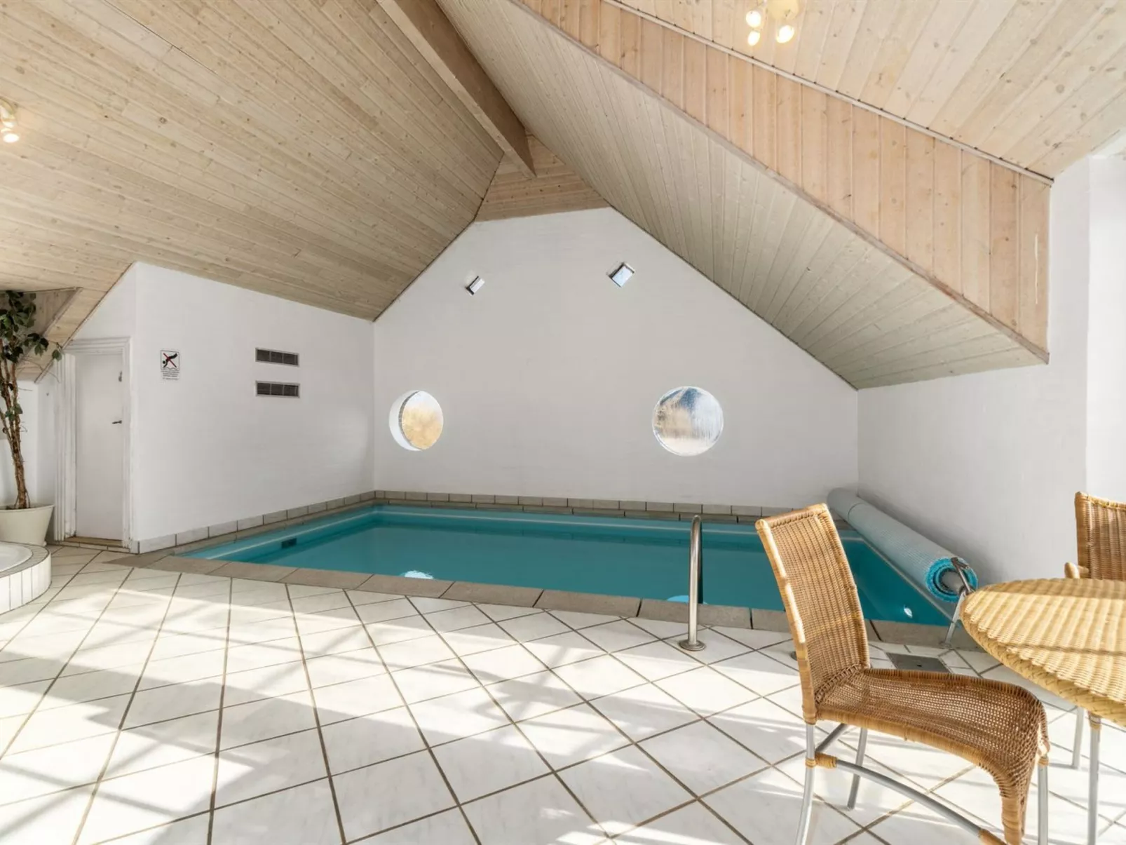 "Lemmikki" - 1.5km from the sea-Binnen