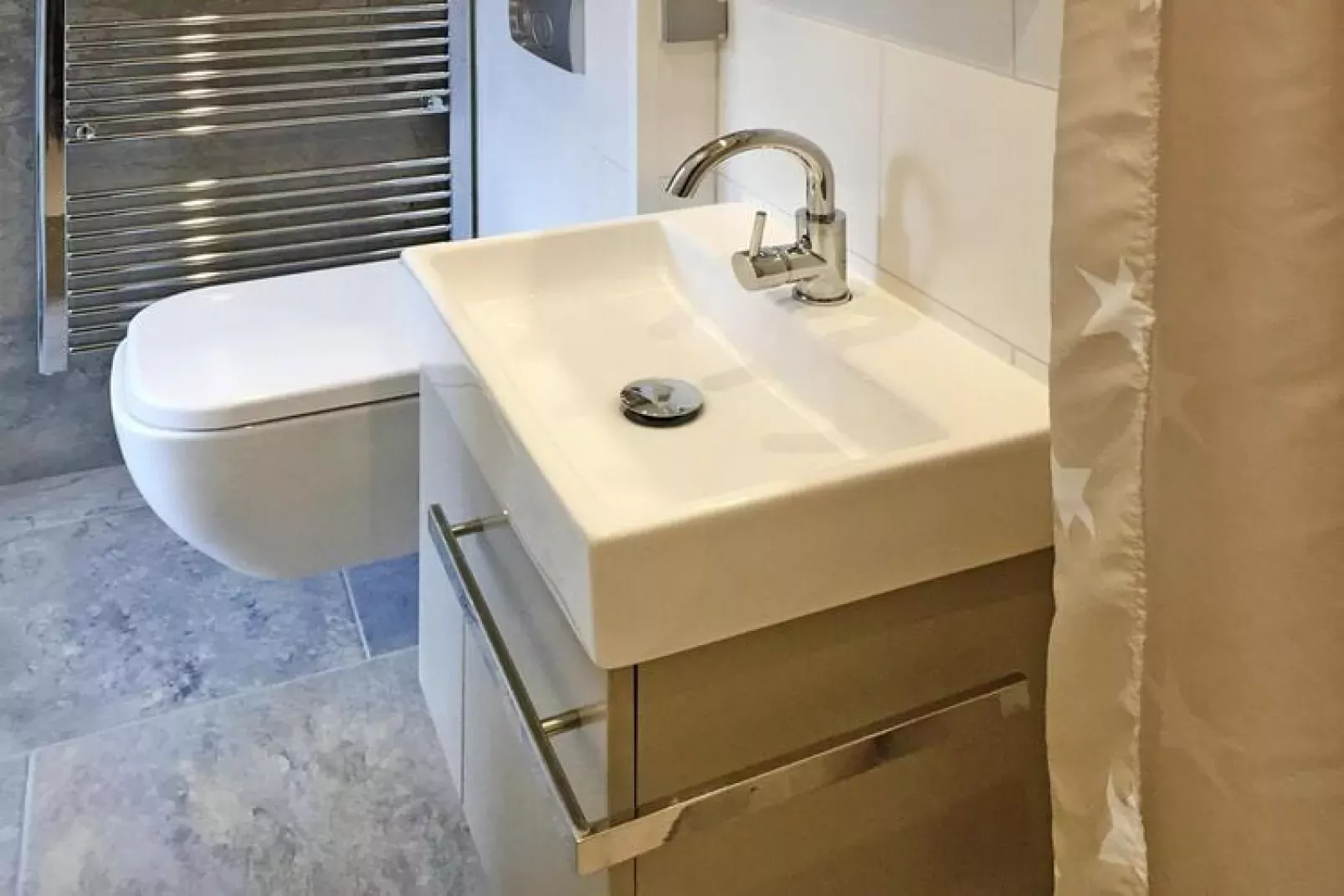 Holiday home, Baarland- - Badkamer