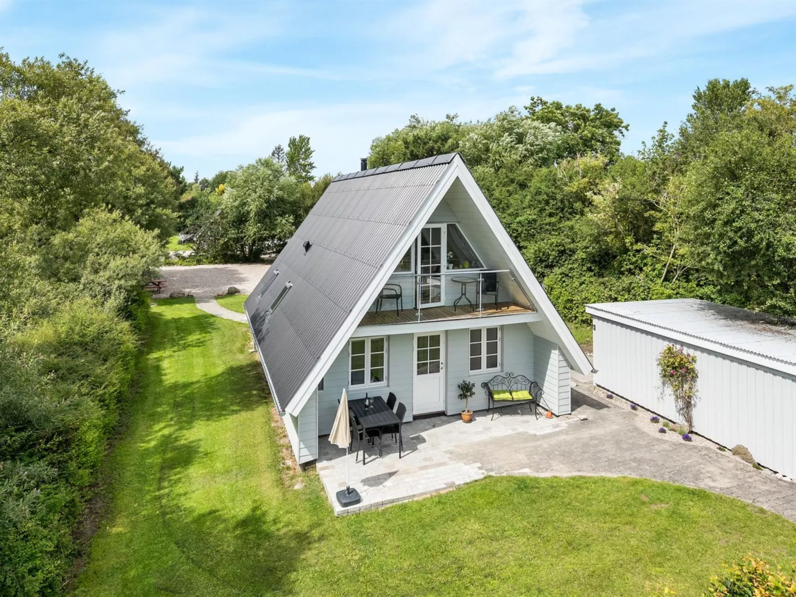 "Thormund" - 350m from the sea
