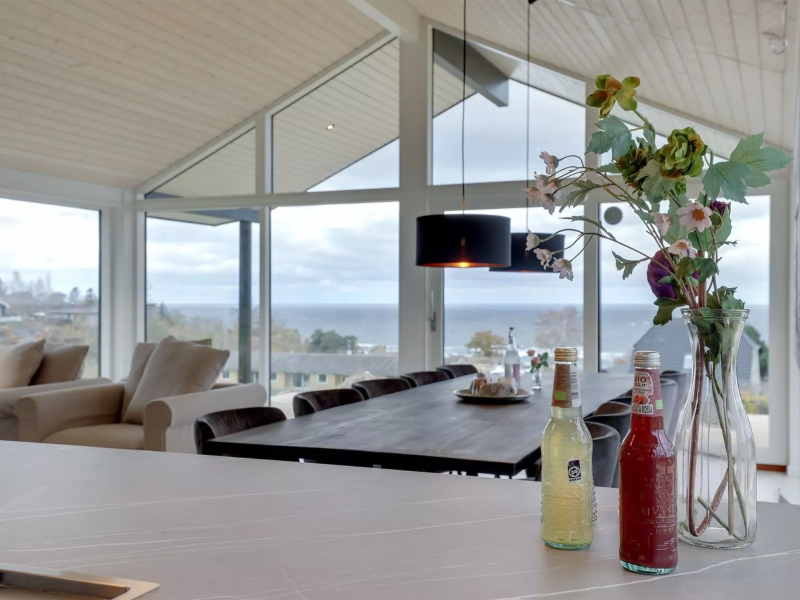 "Maike" - 200m from the sea-Binnen