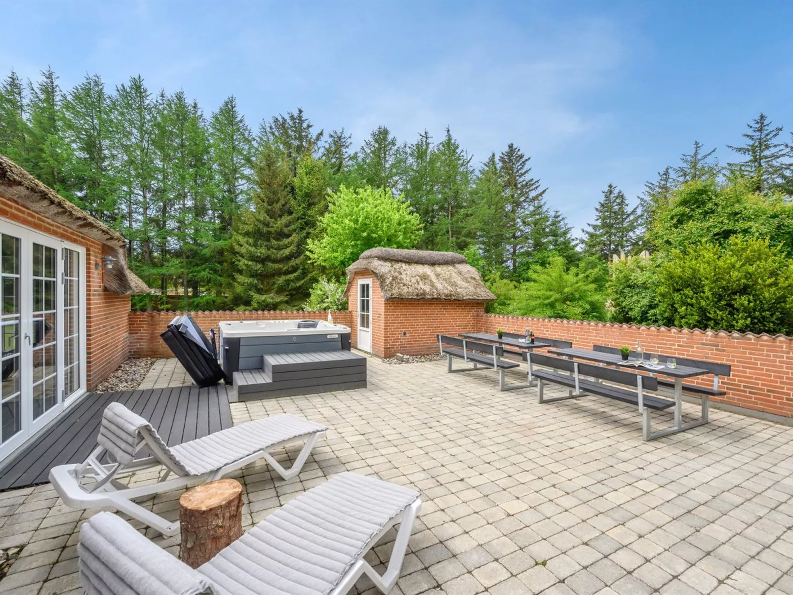 "Erla" - 2.3km from the sea-Buiten