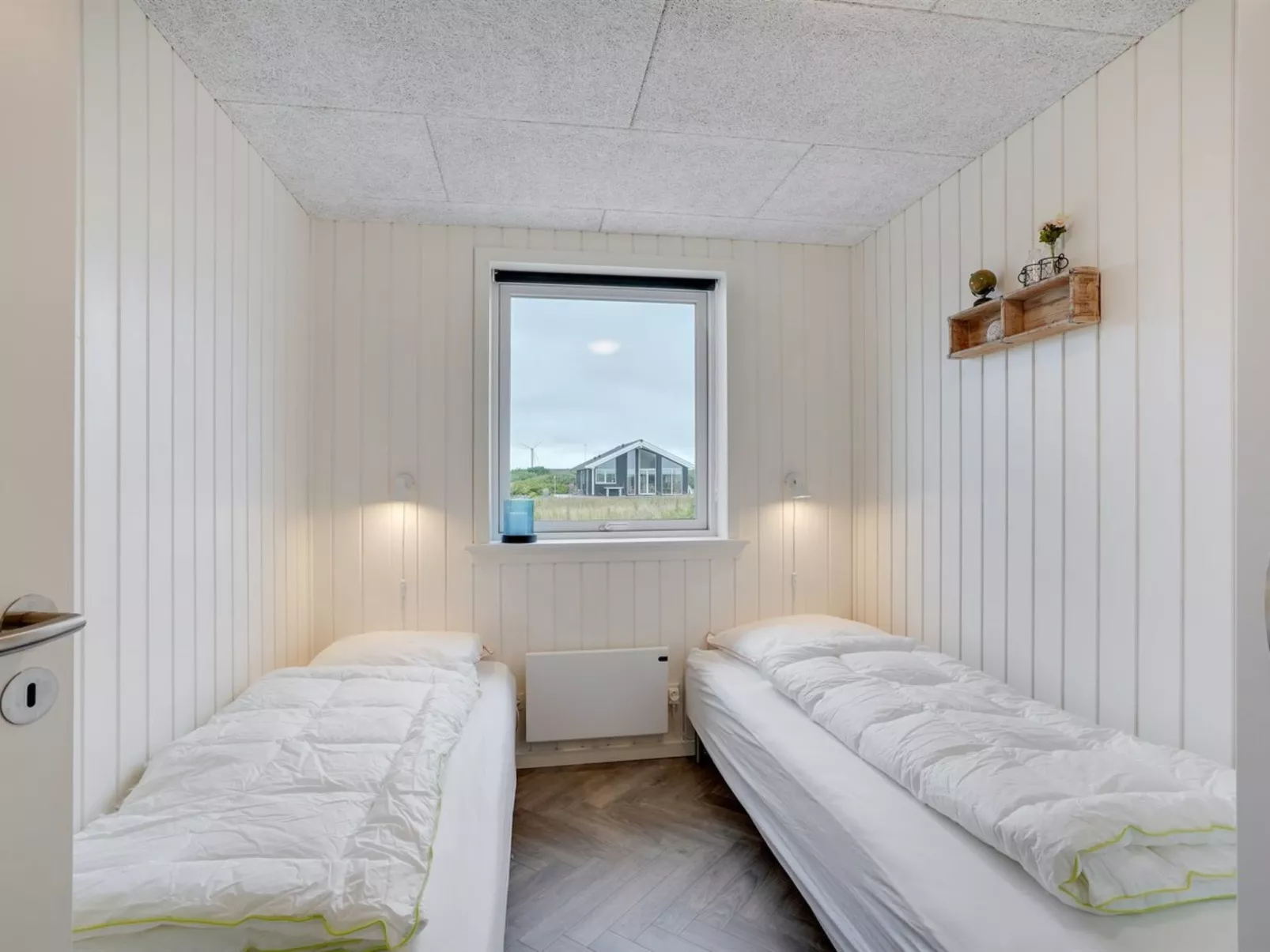 "Markku" - 400m from the sea-Binnen